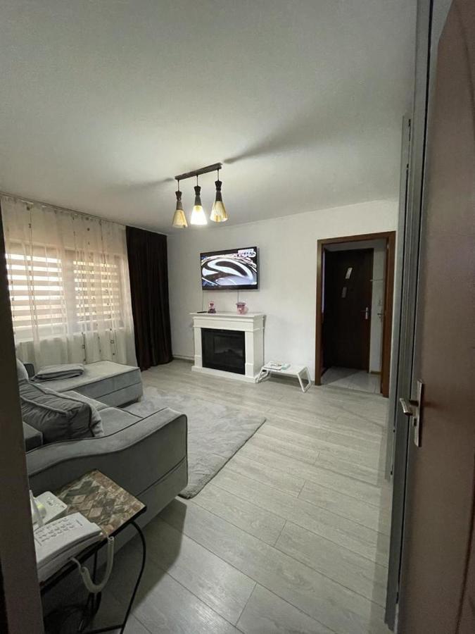 Apartament Apartament Gallamar Bîrlad Zewnętrze zdjęcie