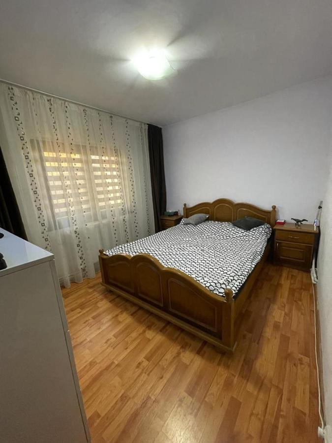 Apartament Apartament Gallamar Bîrlad Zewnętrze zdjęcie